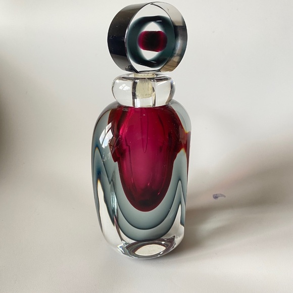 Vintage MURANO Perfume Bottle: Sommerso Effect, Etched "Luigi Onesto" Signature - Picture 9 of 17